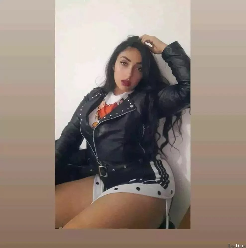 Carolina Profile image 1