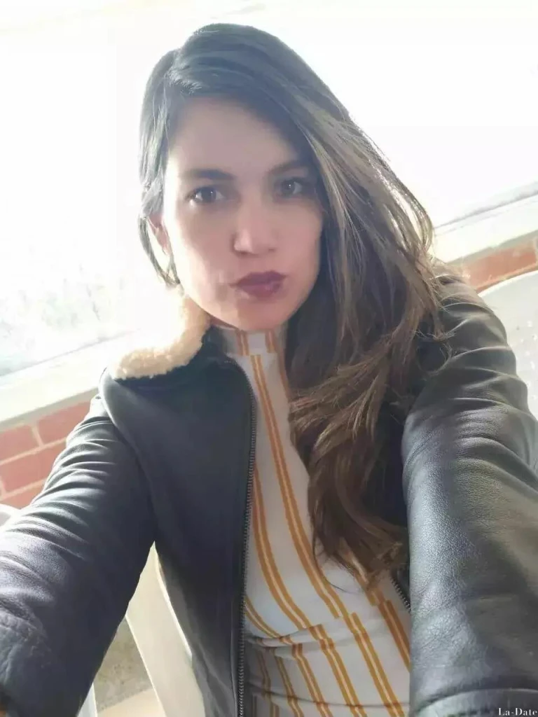 Maria Profile image 3