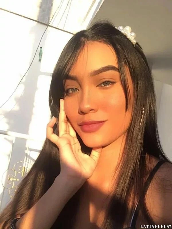 Irvana Profile image 1